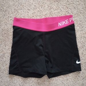 ✨5 For $20- Nike Pro Shorts Size Small